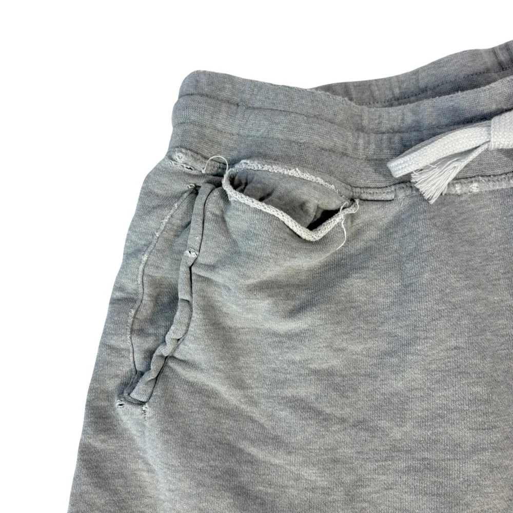 Nike Sweat Shorts Mens XL Gray Distressed Graphic Logo Raw Hem Athletic